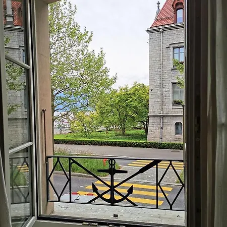 140 Ouchy, Best Location 50 Meters From The Lake ! Appartement *
